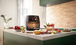 Philips airfryer på ett bord