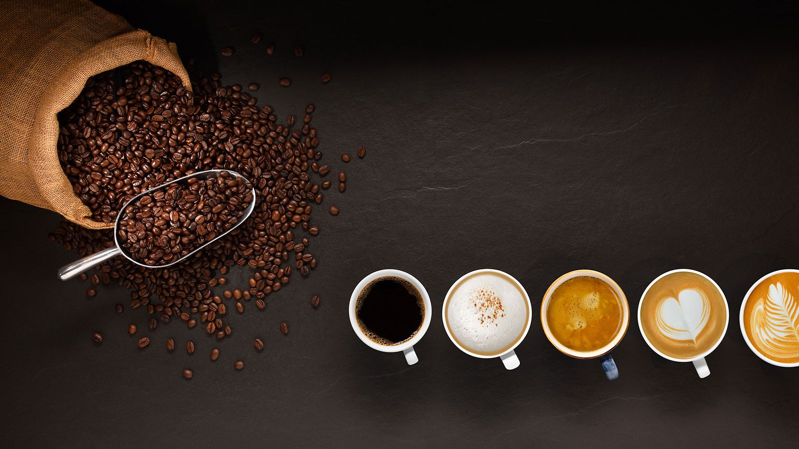 Köpguide för kaffebryggare: Kaffebönor och kaffekoppar.