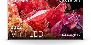 Produktbild av en Sony Bravia X95K Mini LED-TV med gula, röda och rosatonade kristaller som visas på skärmen