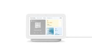 Google Nest - produktbild av vit skärm med en huvudsida med visning av en enkel meny mot vit bakgrund
