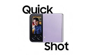 Samsung Galaxy Z Flip 4 med Quickshot