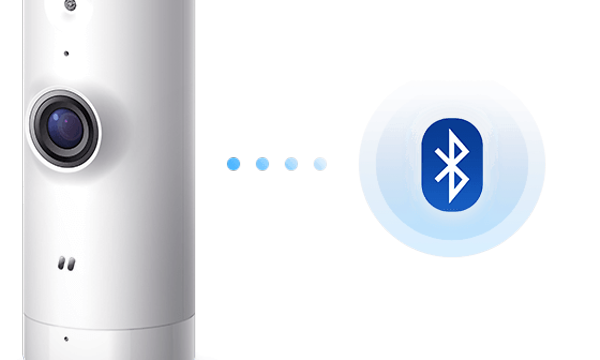 D-link Mini Full HD-säkerhetskamera och prickar som leder till en bluetooth-skylt bredvid