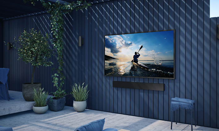 Ta din underhållning utomhus med Samsung Terrace Lifestyle TV