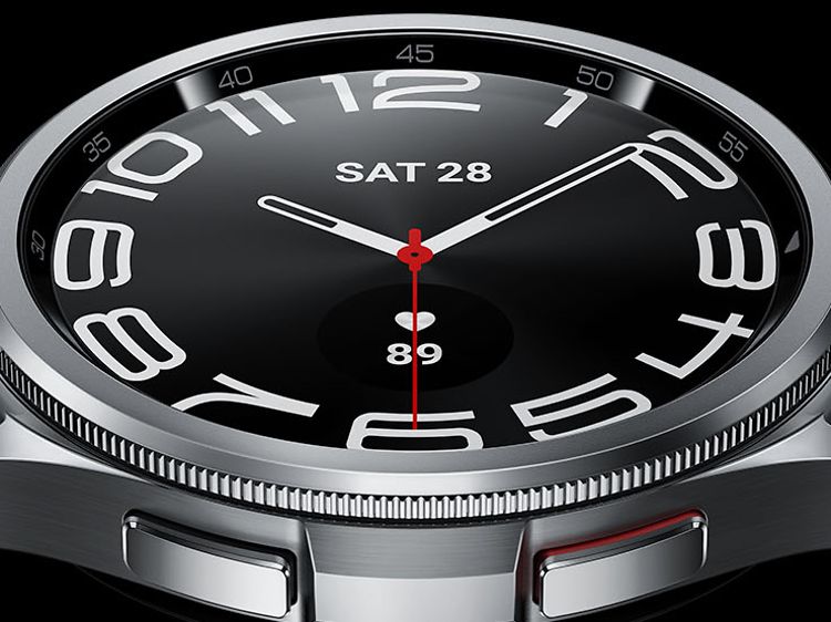 Närbild på Galaxy Watch6 Classic