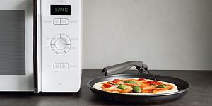 Whirlpool mikrovågsugn med Crisp 