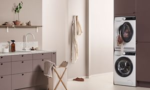 EPOQ - Tvättstuga - Beige tvättstuga med integrerad tvättmaskin och torktumlare