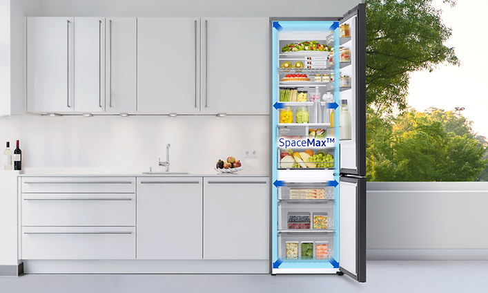 Samsung kyl med SpaceMax-teknik i ett kök