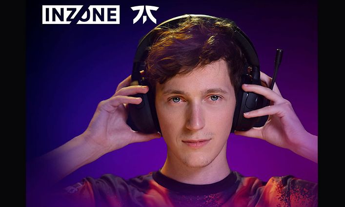 Boy wearing Sony INZONE H5 Wireless Gaming Headset - Fnatic partnership