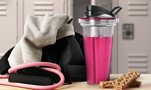 F&B High-speed blender comes with a handy to-go bottle